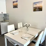 New Appartement, Fully Air Conditioned, South Tenerife! La Tejita